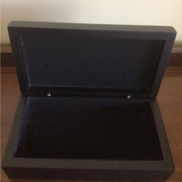 Red Dragon Decorative Box - Picture 3 of 3